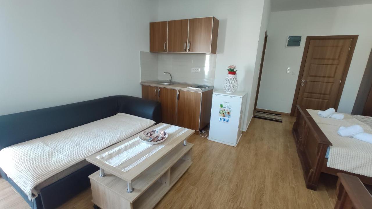 Robi Apartments Ülgün Dış mekan fotoğraf